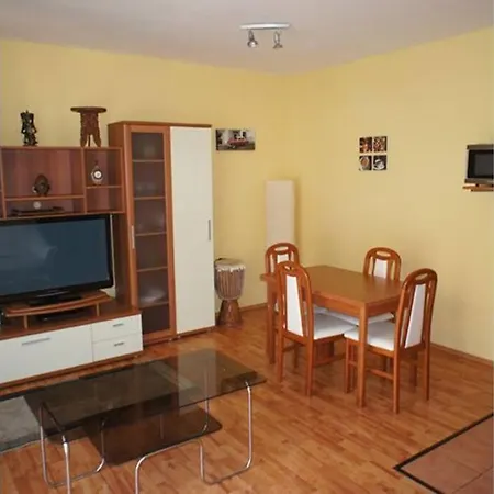 Lido Di Siofok - Aranypart - Minden 1 Percre! Apartment Exterior photo